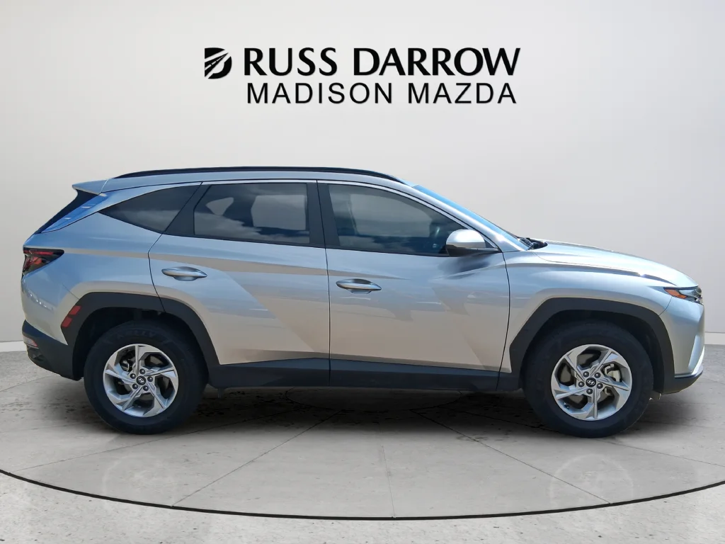 Used 2024 Silver Hyundai SEL image 6