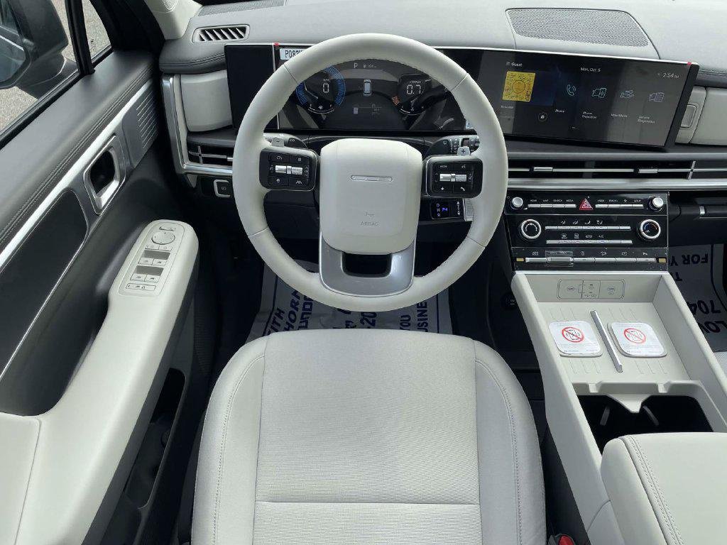 New 2026 Gray Hyundai SE FWD image 12