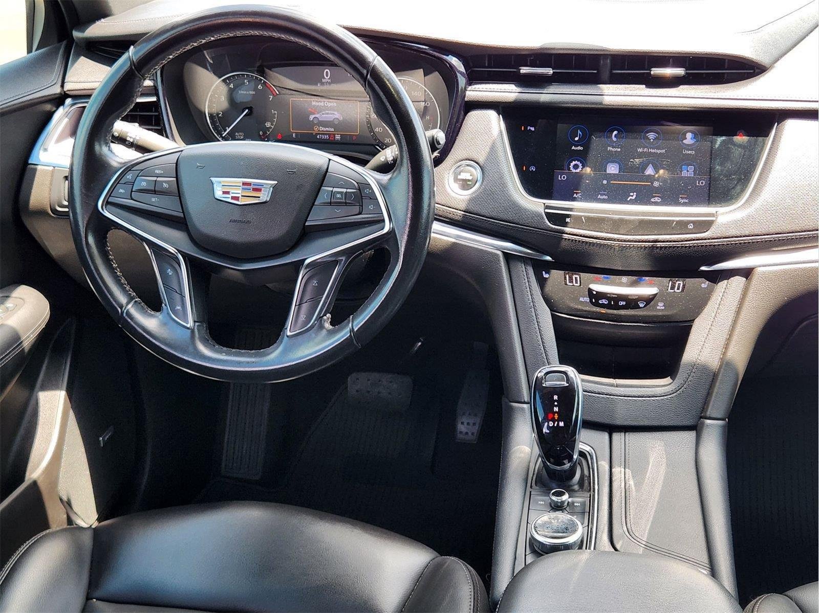 Certified Used 2022 Crystal White Tricoat Cadillac AWD Luxury image 28