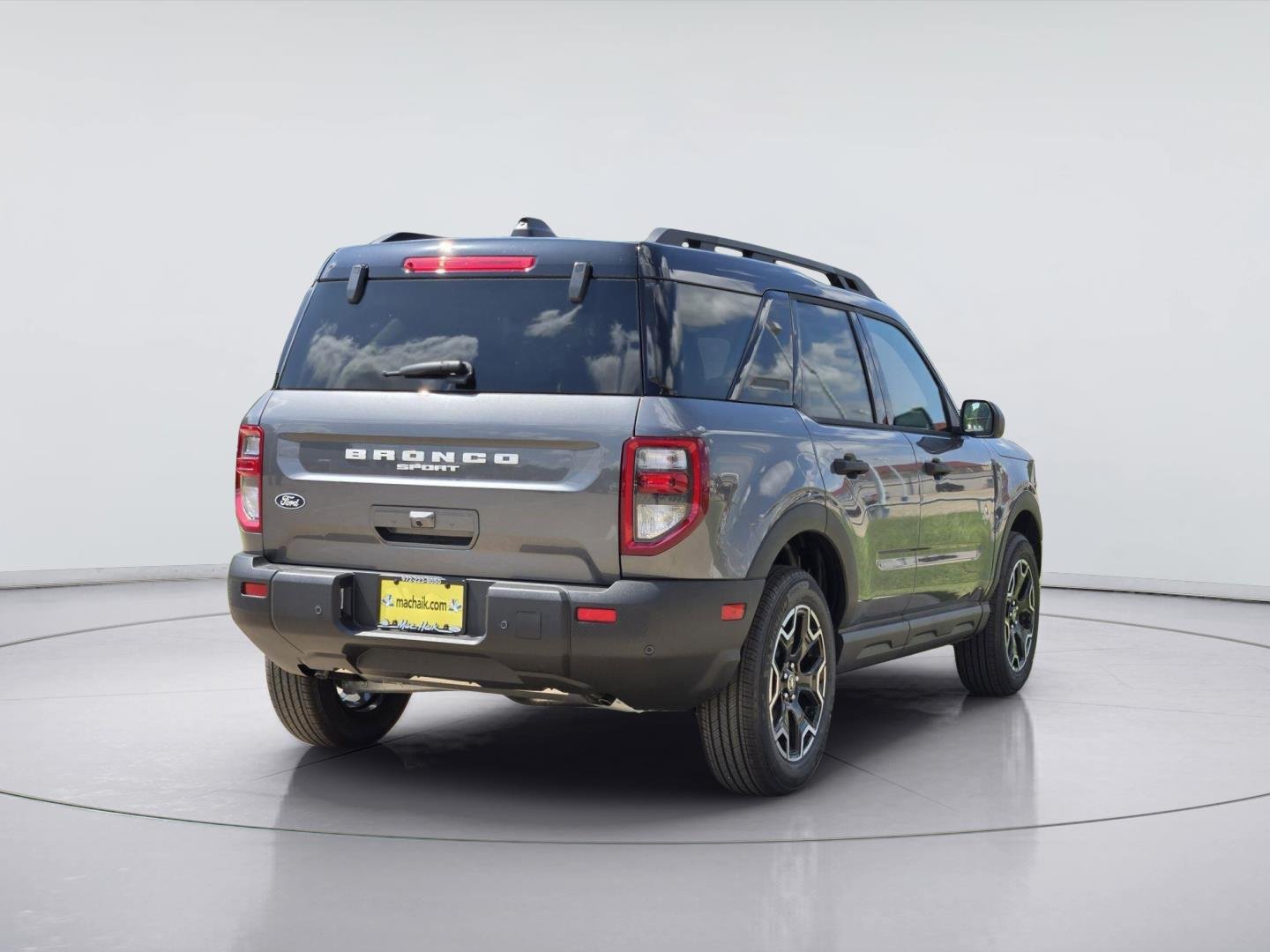 New 2026 Carbonized Gray Metallic Ford Outer Banks® image 4