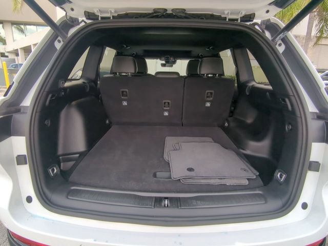 Certified Used 2025 White Jeep Altitude X image 14