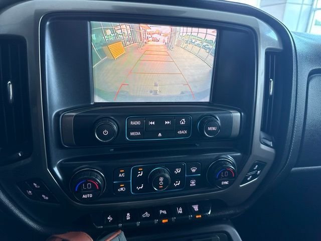 Used 2019 White Chevrolet High Country image 4
