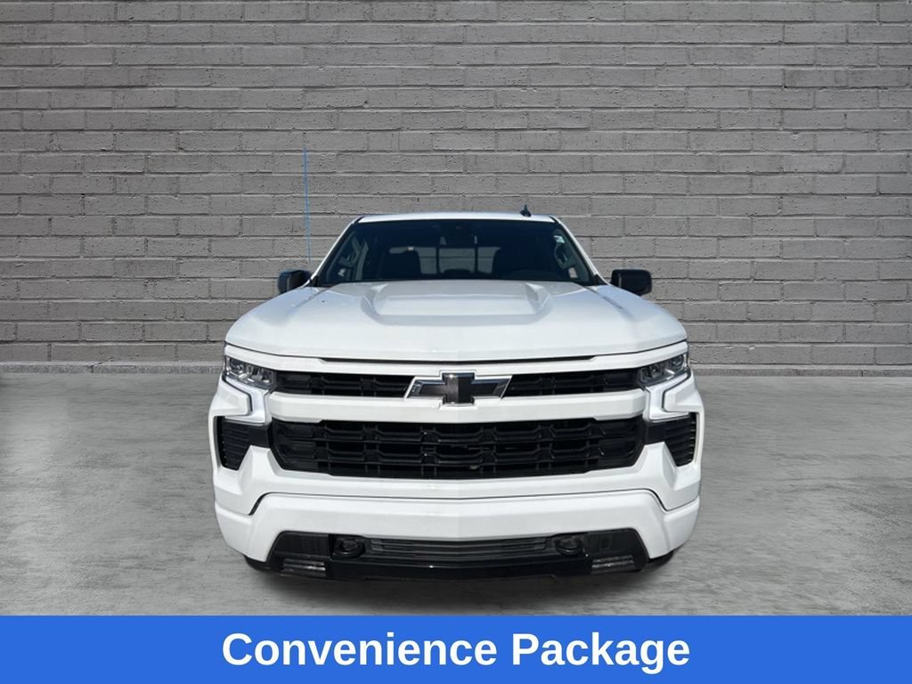 Used 2025 Summit White Chevrolet RST image 3