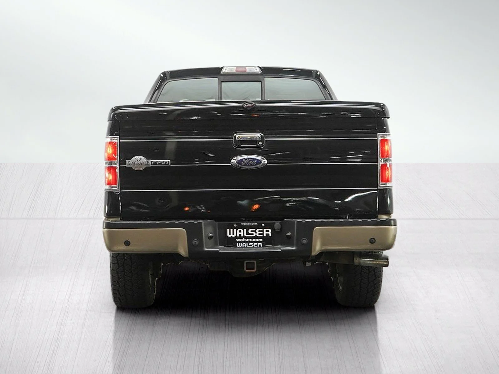 Used 2014  Ford XL image 4