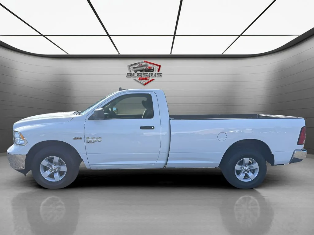 Used 2023 White Ram SLT image 2