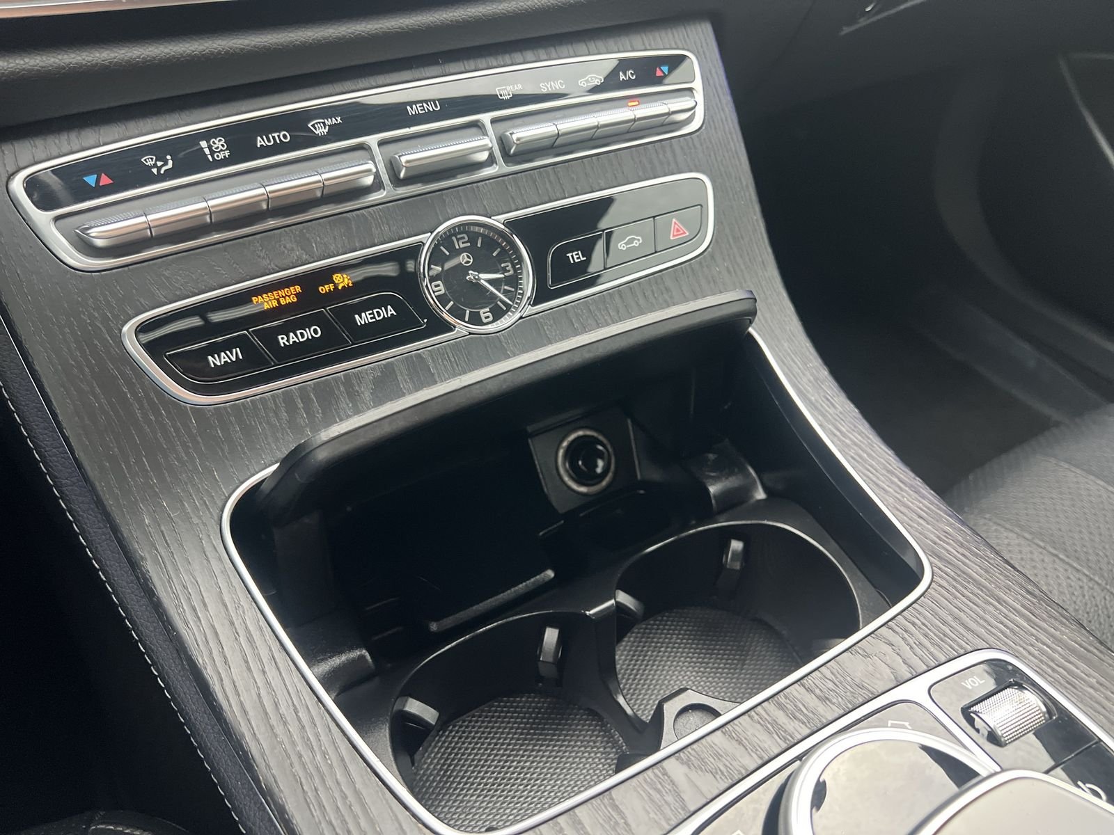 Used 2018 White Mercedes-Benz E 300 image 6