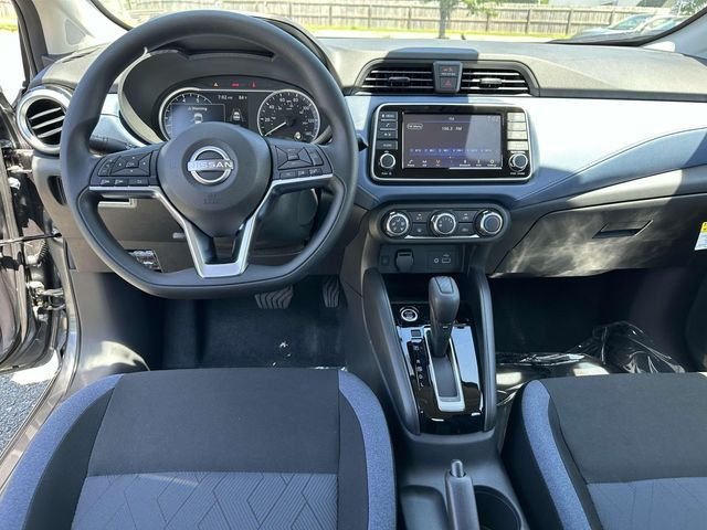 2025 Nissan Versa Sedan SV - Photo 17