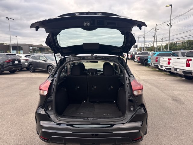 Used 2025 Black Nissan S image 9