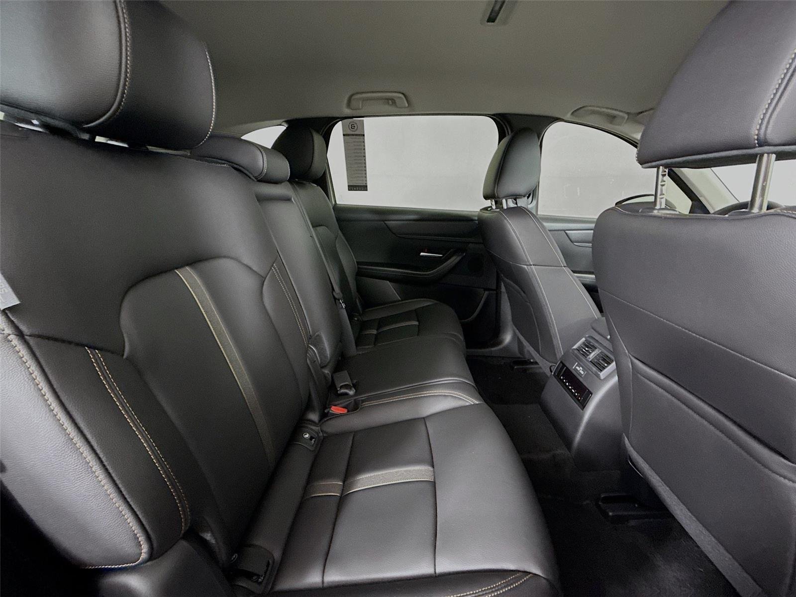 2025 Mazda CX-90 Select Package - Photo 39
