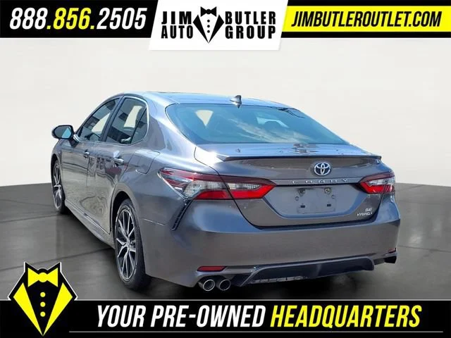 Used 2023  Toyota Hybrid SE image 2