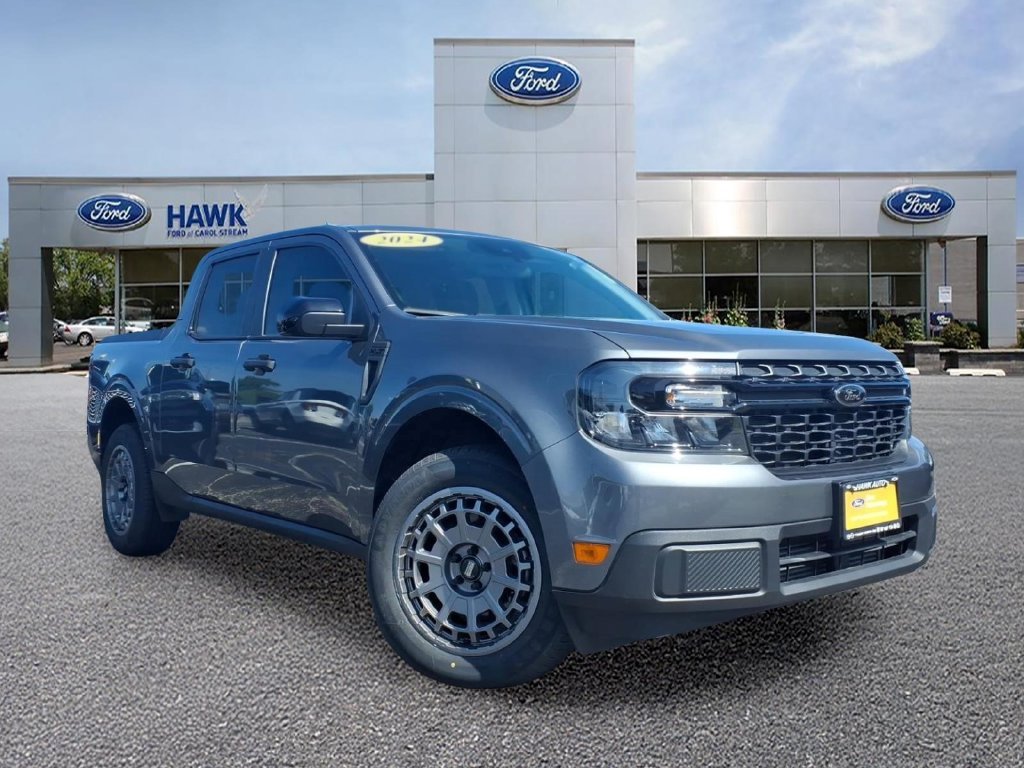 Used 2024 Gray Ford XLT image 1