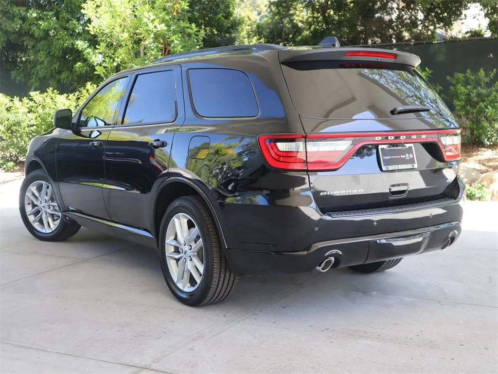 New 2024 Diamond Black Clear-Coat Exterior Paint Dodge GT Plus image 4