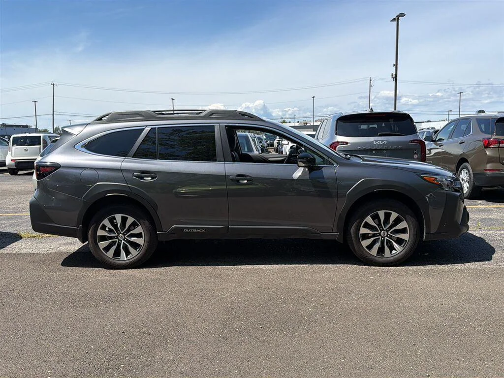 Used 2025 Magnetite Gray Metallic Subaru Limited image 7