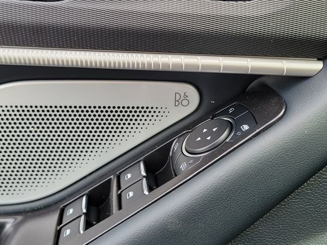 New 2026 Star White Metallic Tri-Coat Ford Tremor® image 13