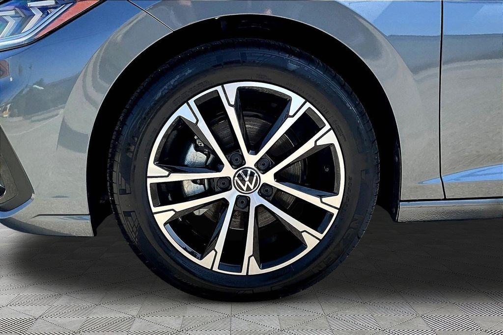 New 2026 Gray Volkswagen 1.5T Sport image 31