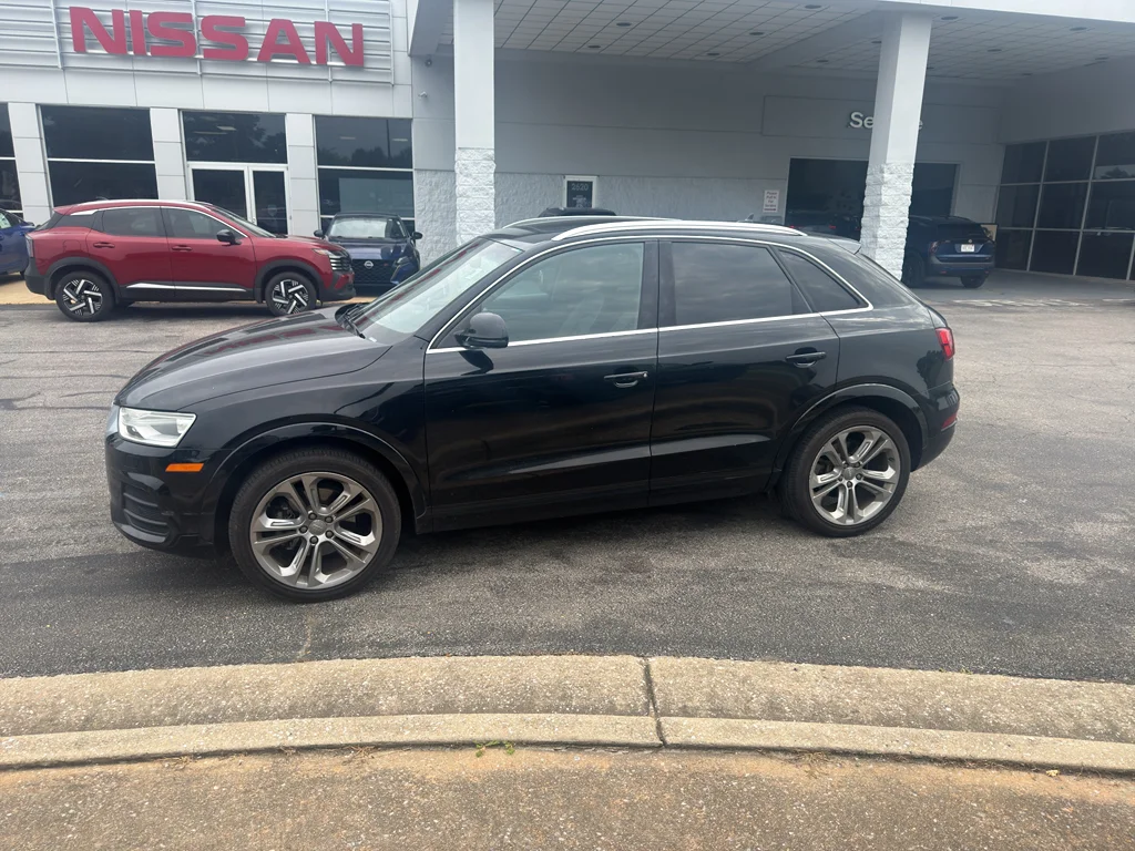 Used 2016 Brilliant Black Audi Premium Plus image 3