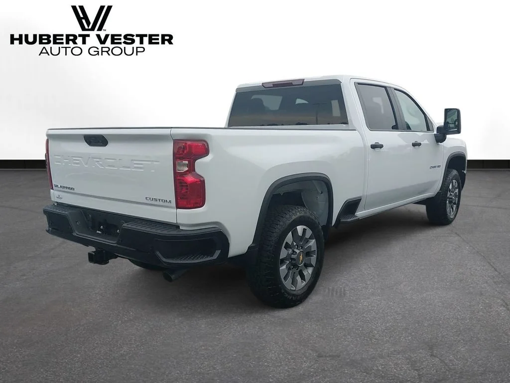 2026 Chevrolet Silverado 2500 HD Custom - Photo 6