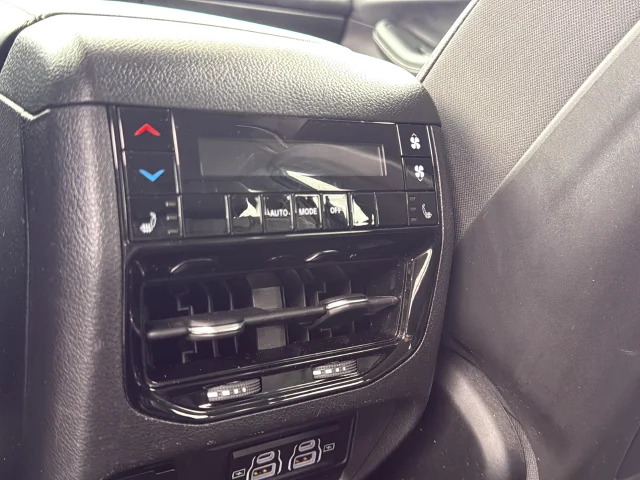 Used 2021 White Jeep Limited image 27