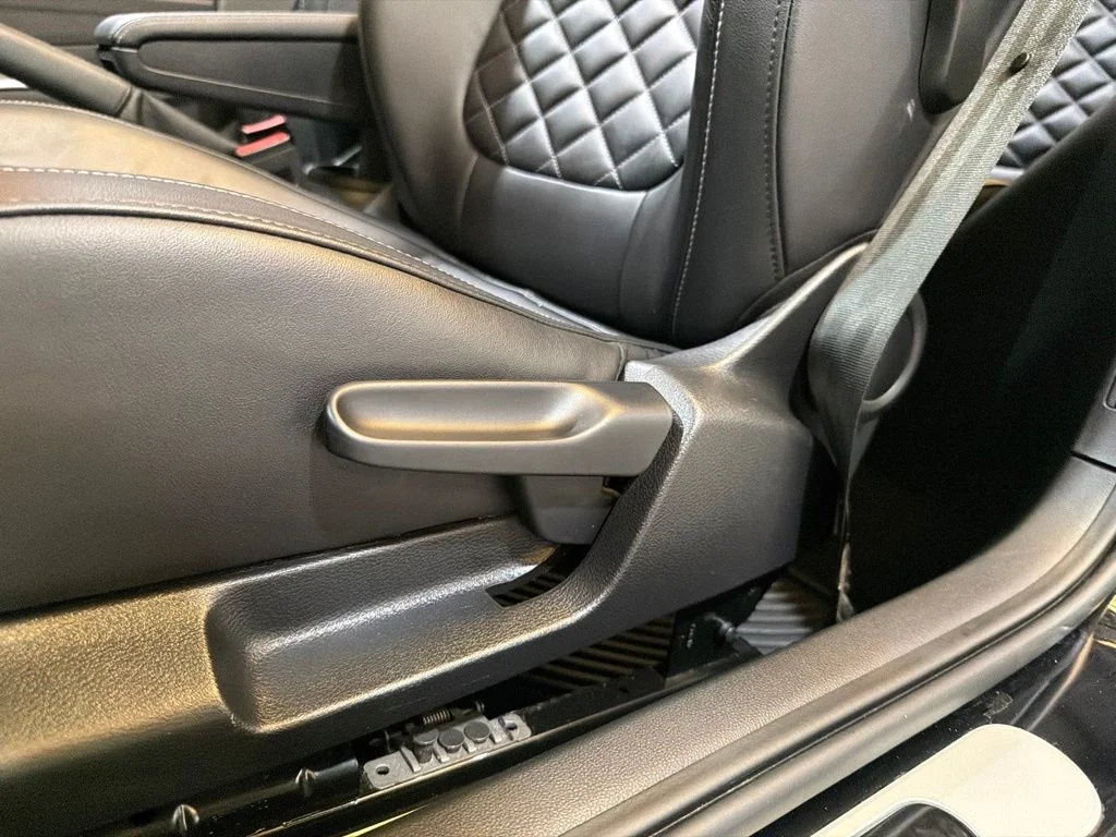 Used 2019 Black Volkswagen 2.0T Final Edition SEL image 23