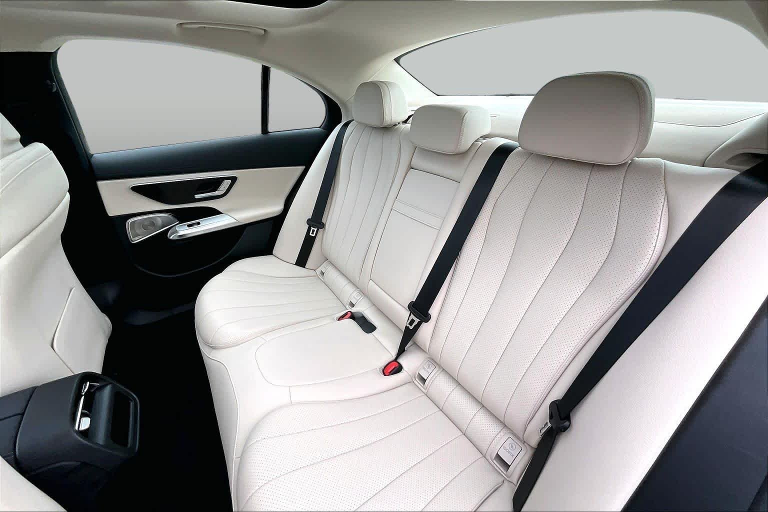 Used 2025 Graphite Grey Metallic Mercedes-Benz E 350 image 20
