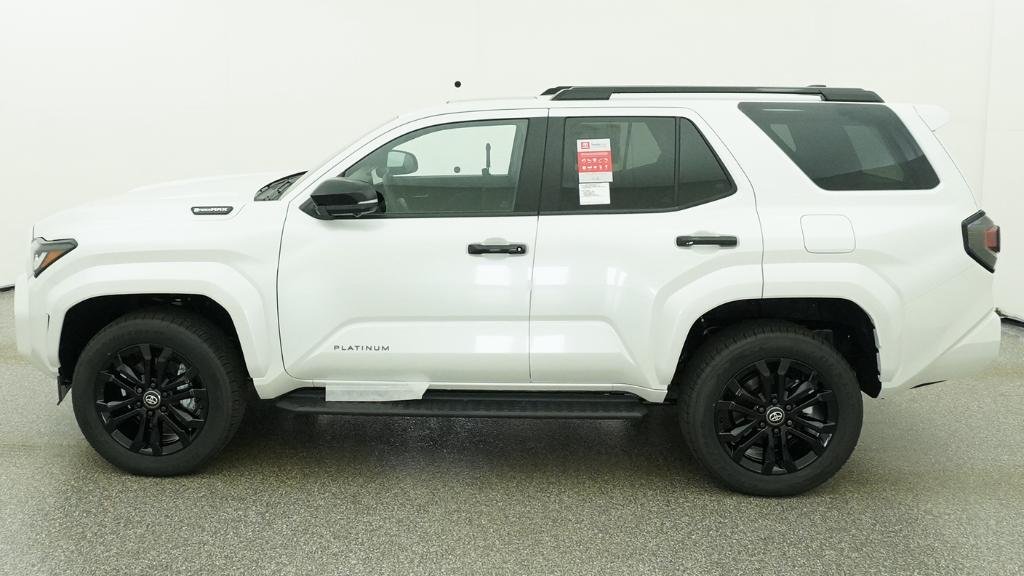 New 2026 Wind Chill Pearl Toyota Platinum image 2