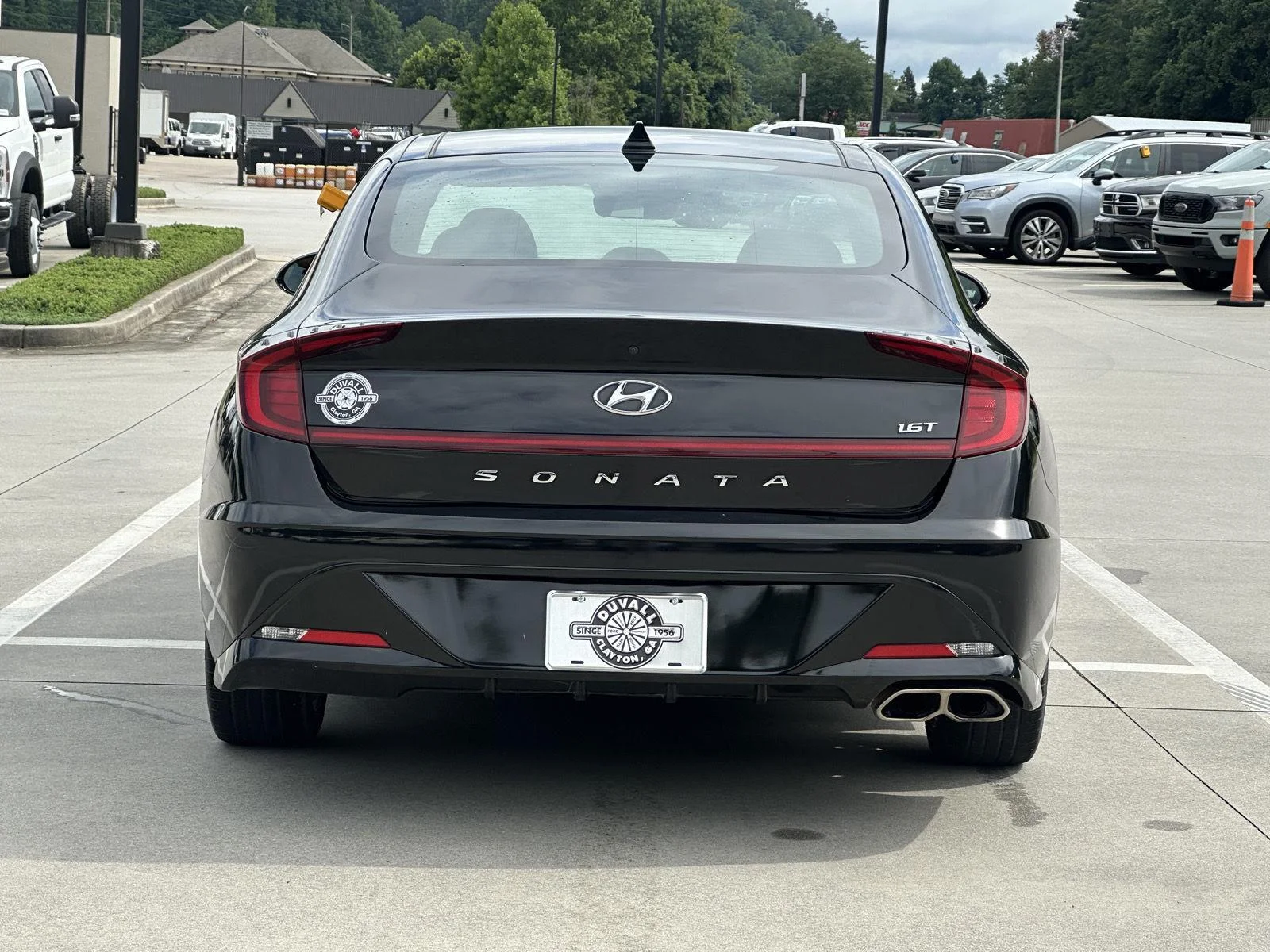 Used 2020 Phantom Black Hyundai SEL Plus image 6