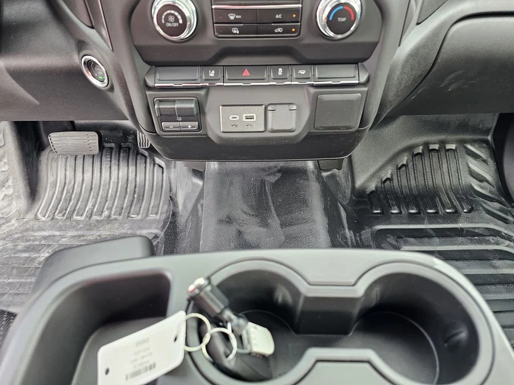 2025 GMC Sierra 2500HD Pro - Photo 26