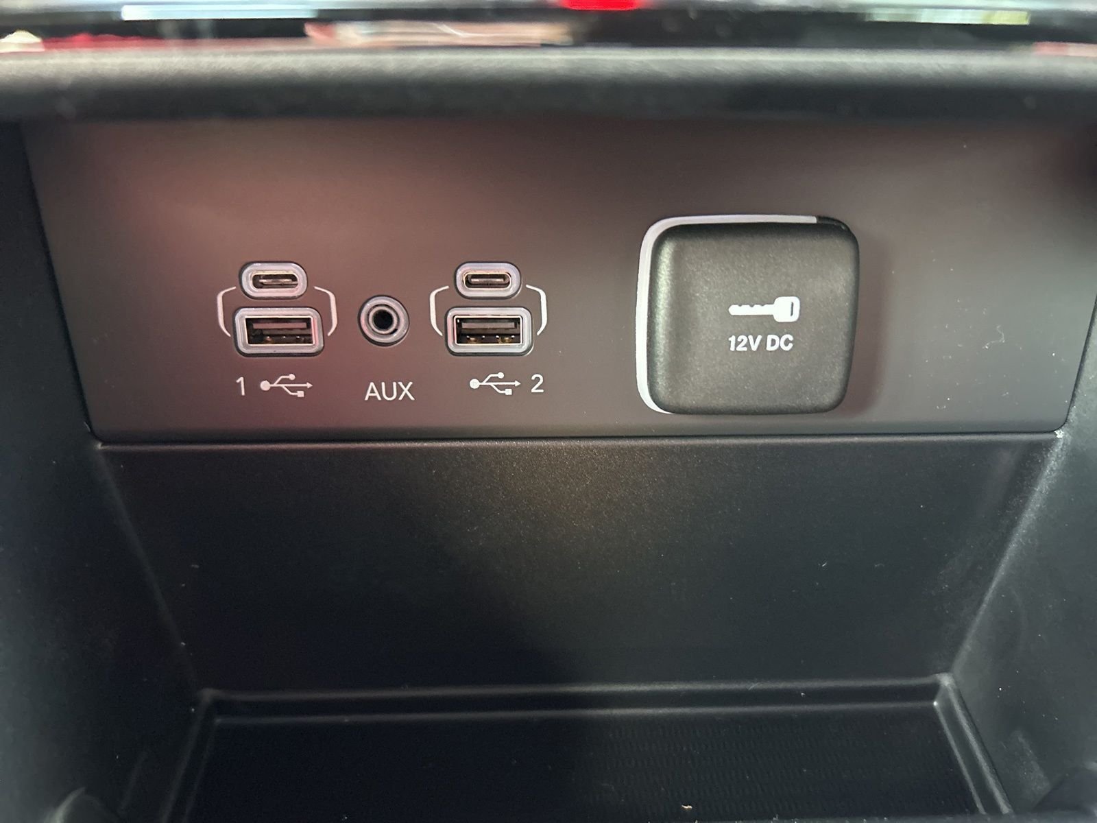 New 2026 Silver Zynith Exterior Paint Jeep Laredo image 30