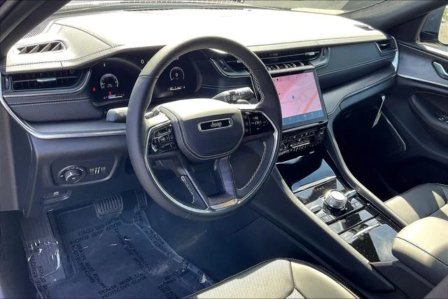 2025 Jeep Grand Cherokee L Overland - Photo 7