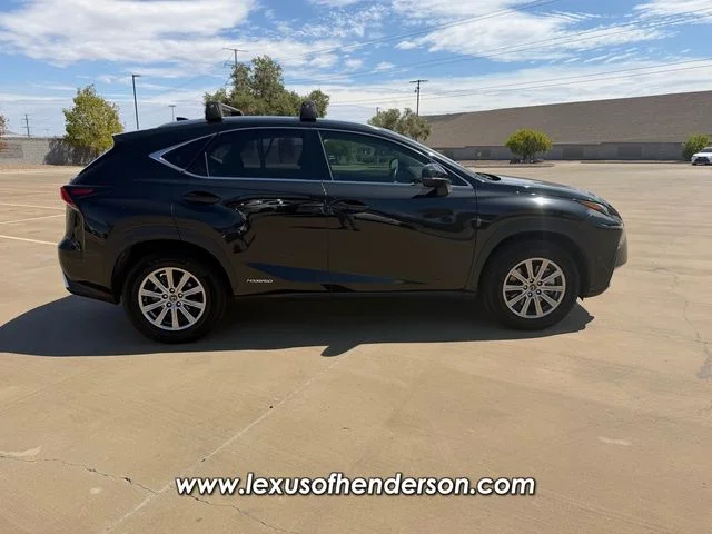 Used 2019 Black Lexus 300h image 5