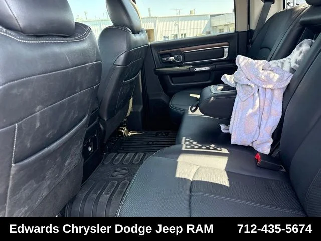 Used 2018 Black Ram Laramie image 21
