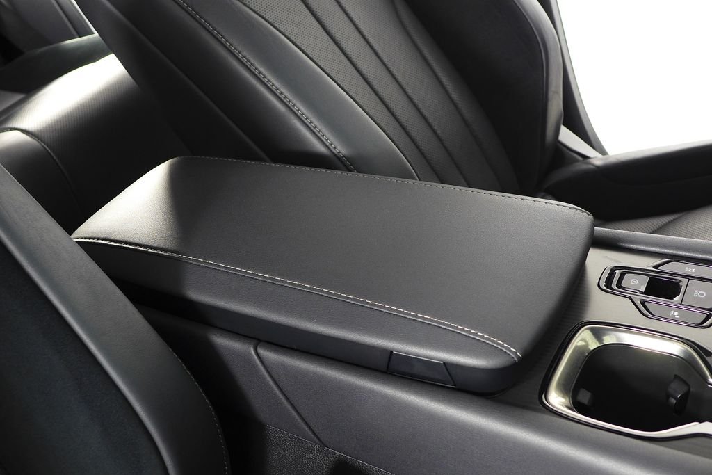 Used 2023 Ultra White Lexus 500h F SPORT Performance image 16