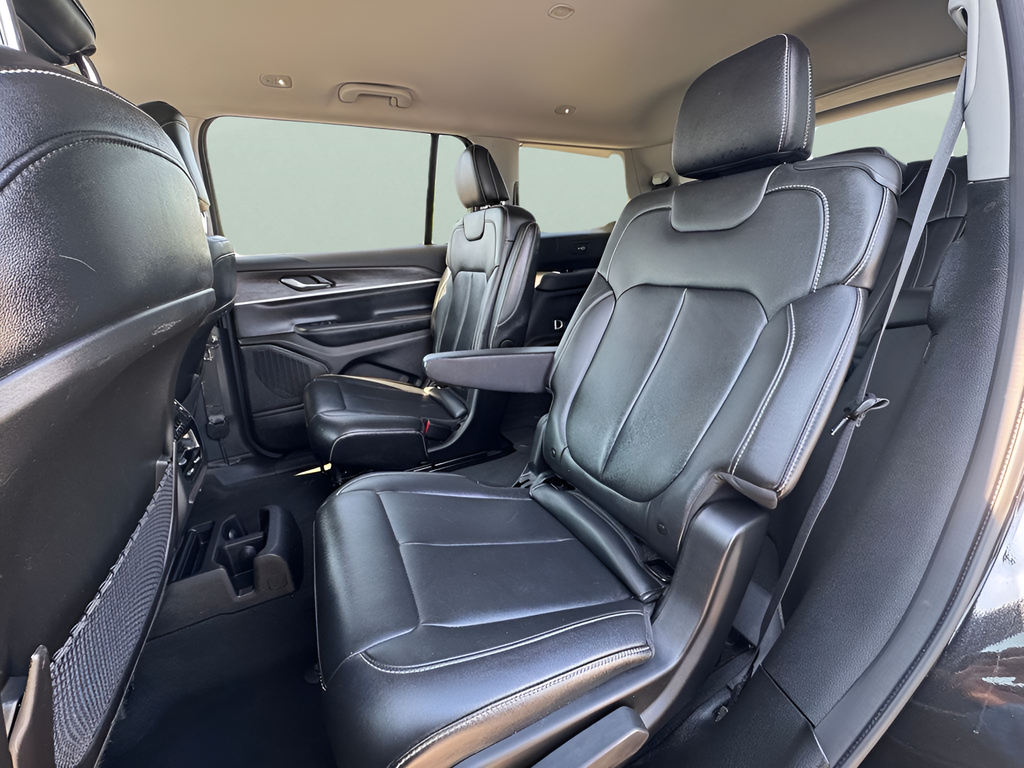 Used 2023 Black Jeep Limited image 25