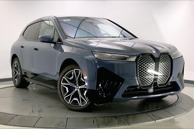 2025 BMW iX xDrive50 