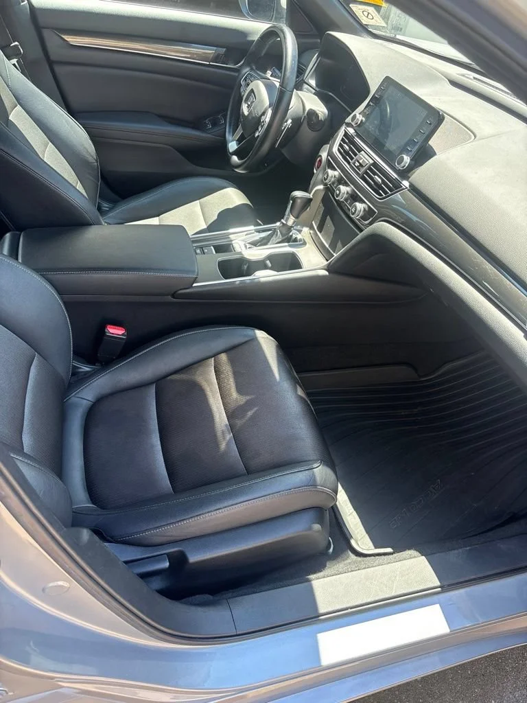 Used 2019  Honda Sport 1.5T image 23