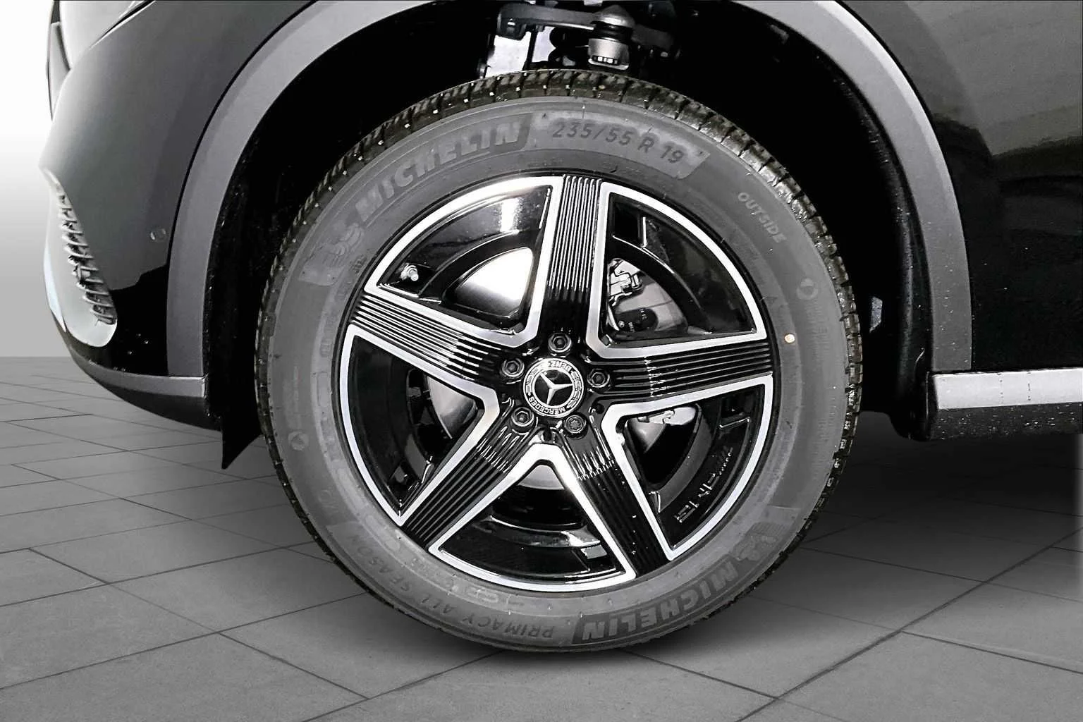 New 2026 040/Black Mercedes-Benz GLC 300 image 16