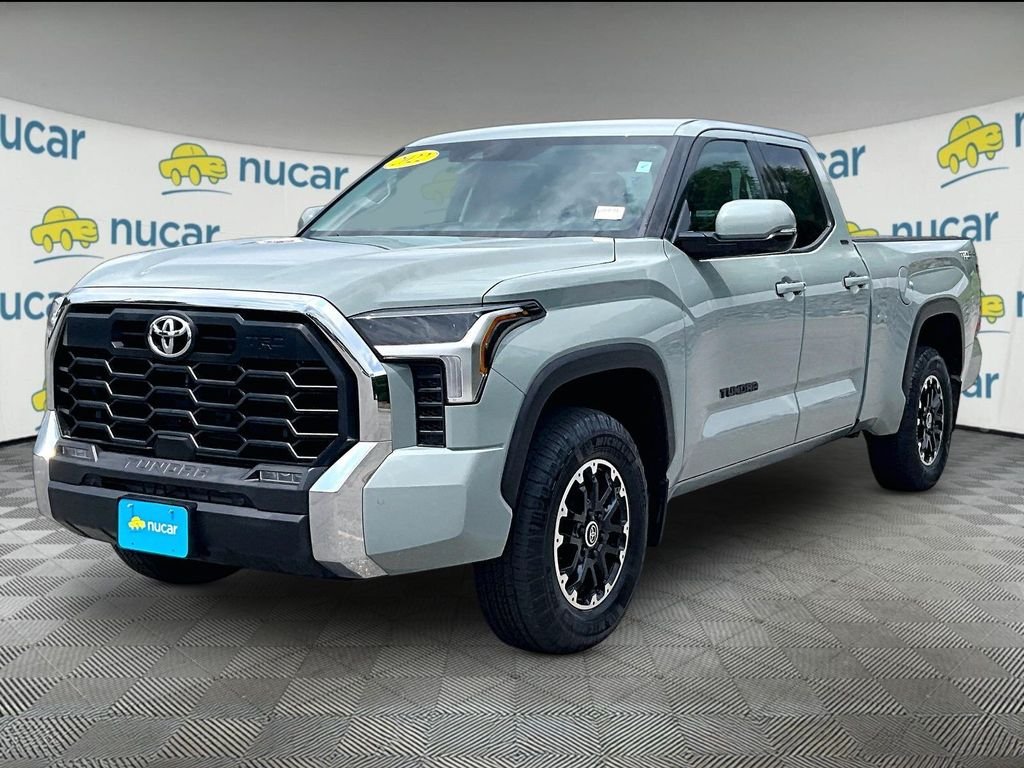 Used 2022 Green Toyota SR5 image 3