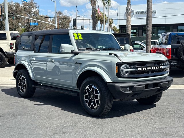 2022 Ford Bronco Outer Banks 4x4's photo