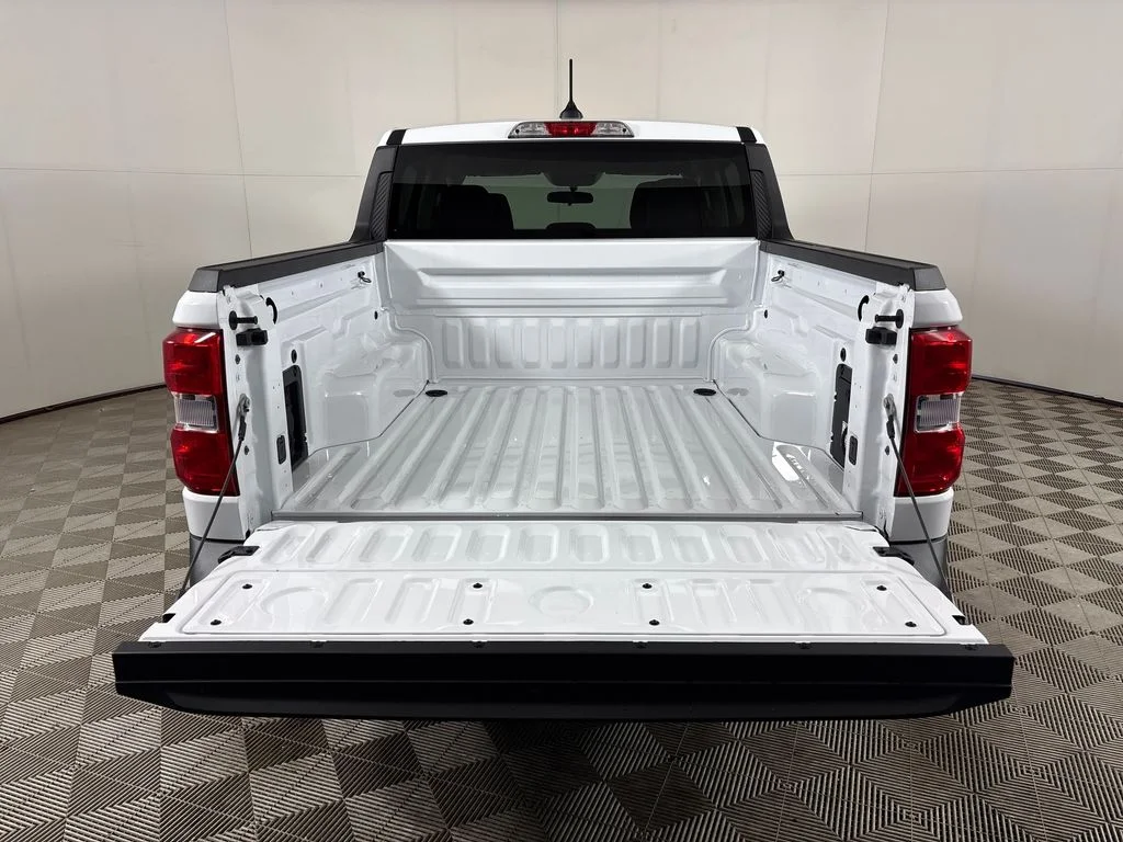 New 2026 White Ford XLT image 24