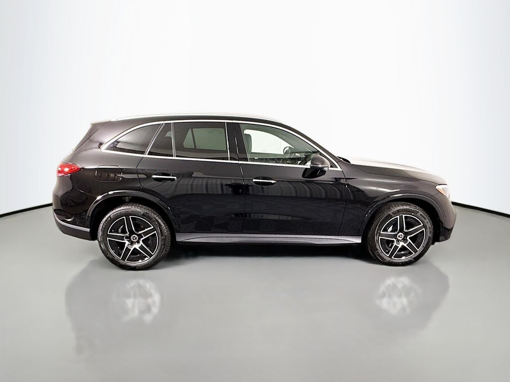New 2026 Black Mercedes-Benz GLC 300 image 8