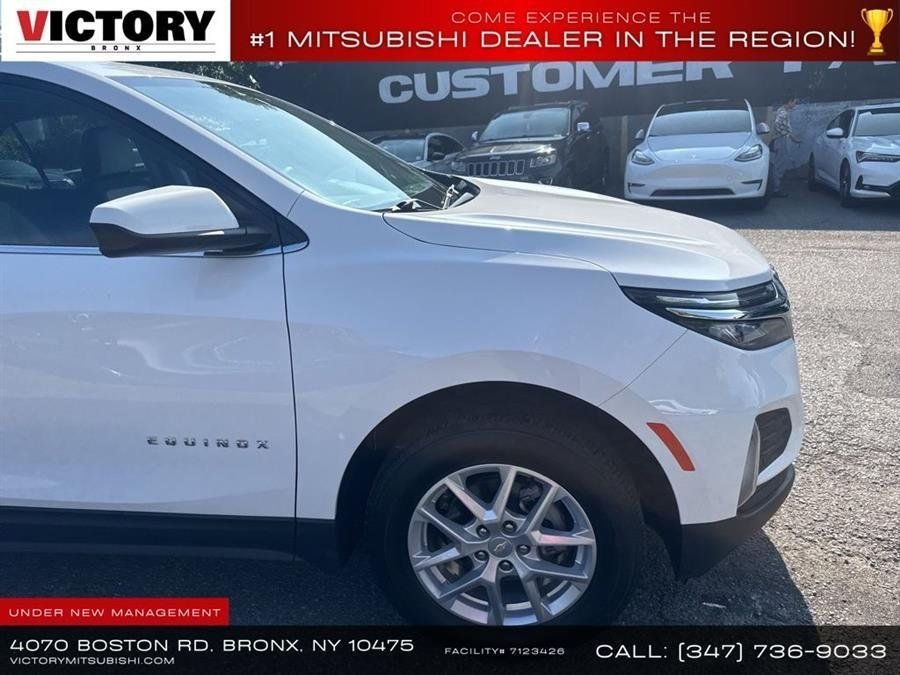 Used 2023 White Chevrolet LT image 9