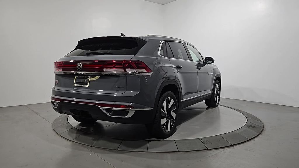New 2026 Gray Volkswagen SEL image 5
