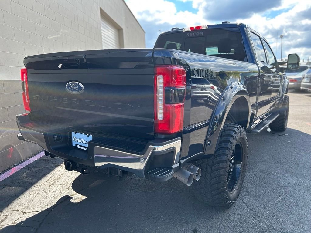 Used 2024 Blue Ford XL image 5