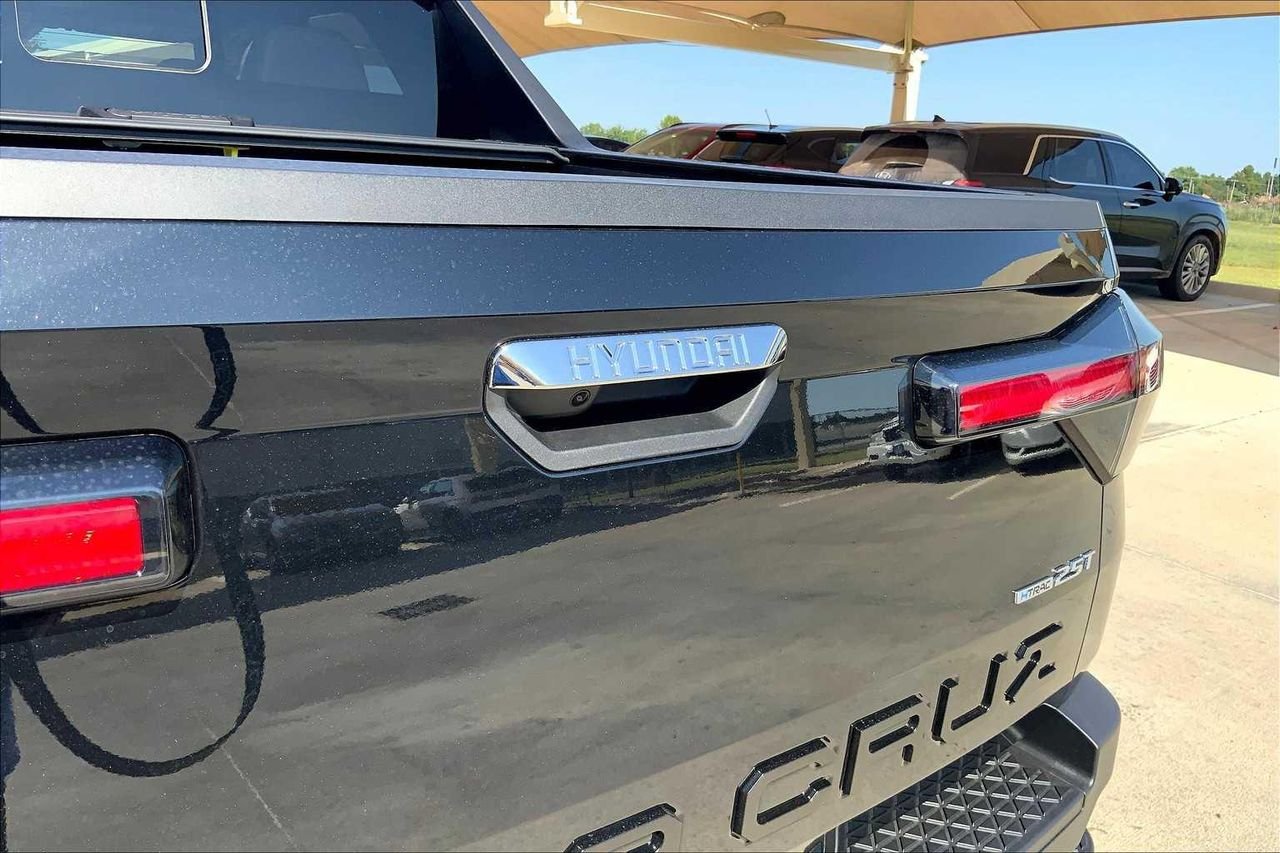 2026 Hyundai Santa Cruz Limited - Photo 15