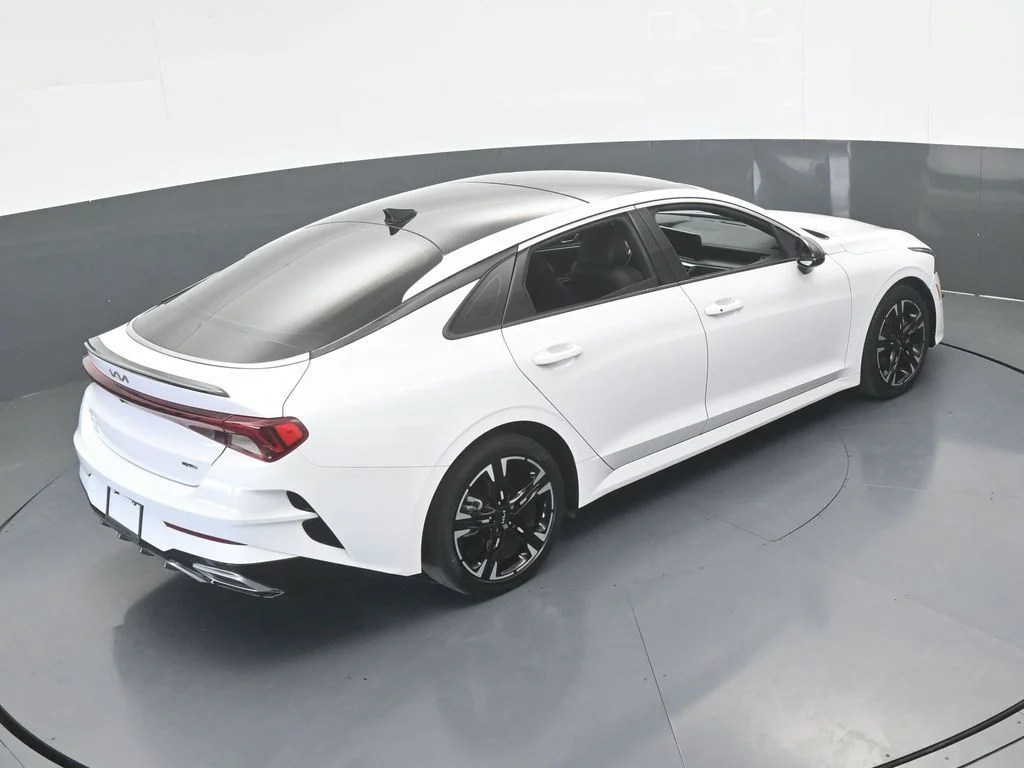 Used 2023 Glacial White Pearl Kia GT-Line image 49