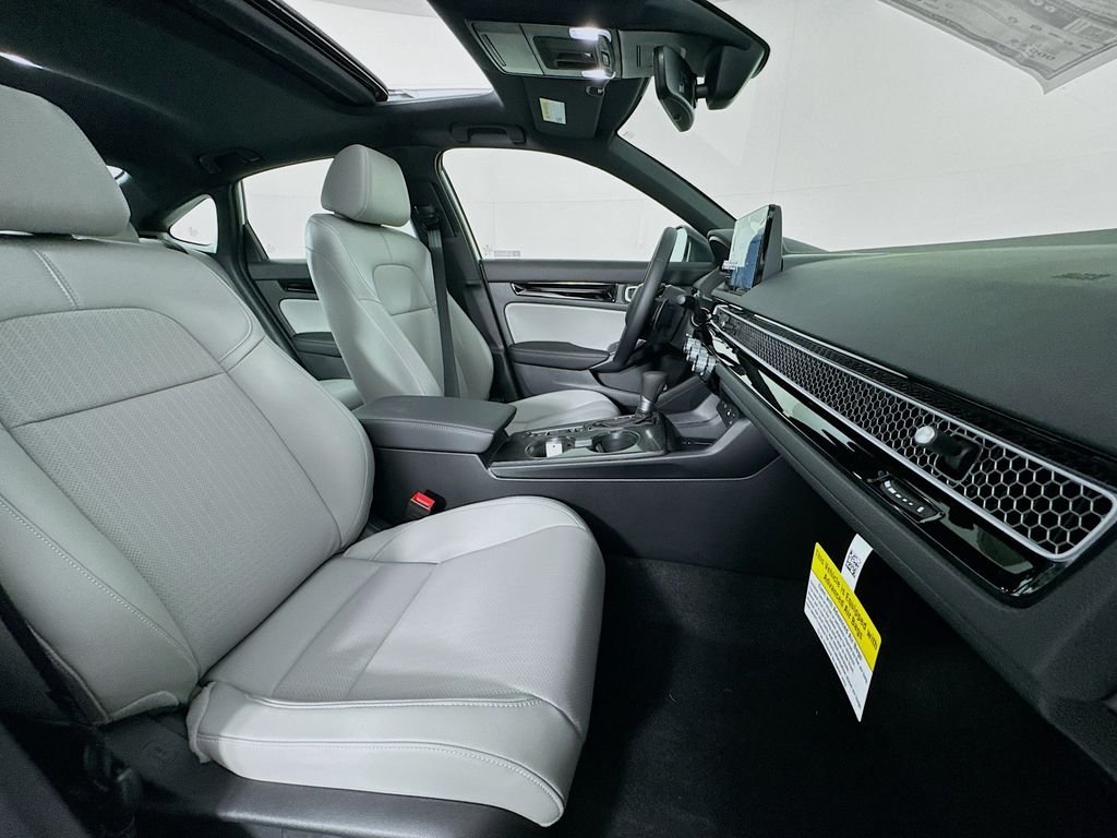 New 2026 Platinum White Pearl Honda Sport Touring image 37