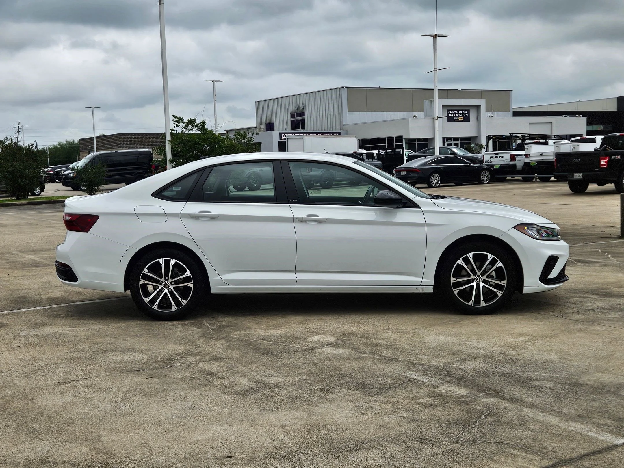 Certified 2025 Volkswagen Jetta Sport with VIN 3VWBX7BU2SM059853 for sale in Manvel, TX