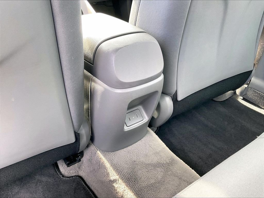 Used 2025 Blue Hyundai SE image 26