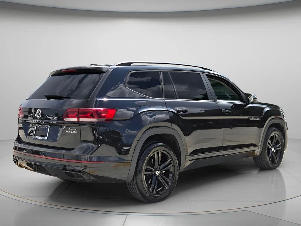 Used 2023 Black Volkswagen 3.6L V6 SEL R-Line image 6
