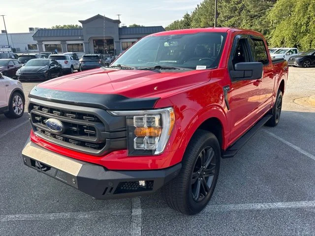 Used 2021 Red Ford XLT image 2